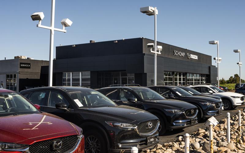 Dealership gallery photo 1